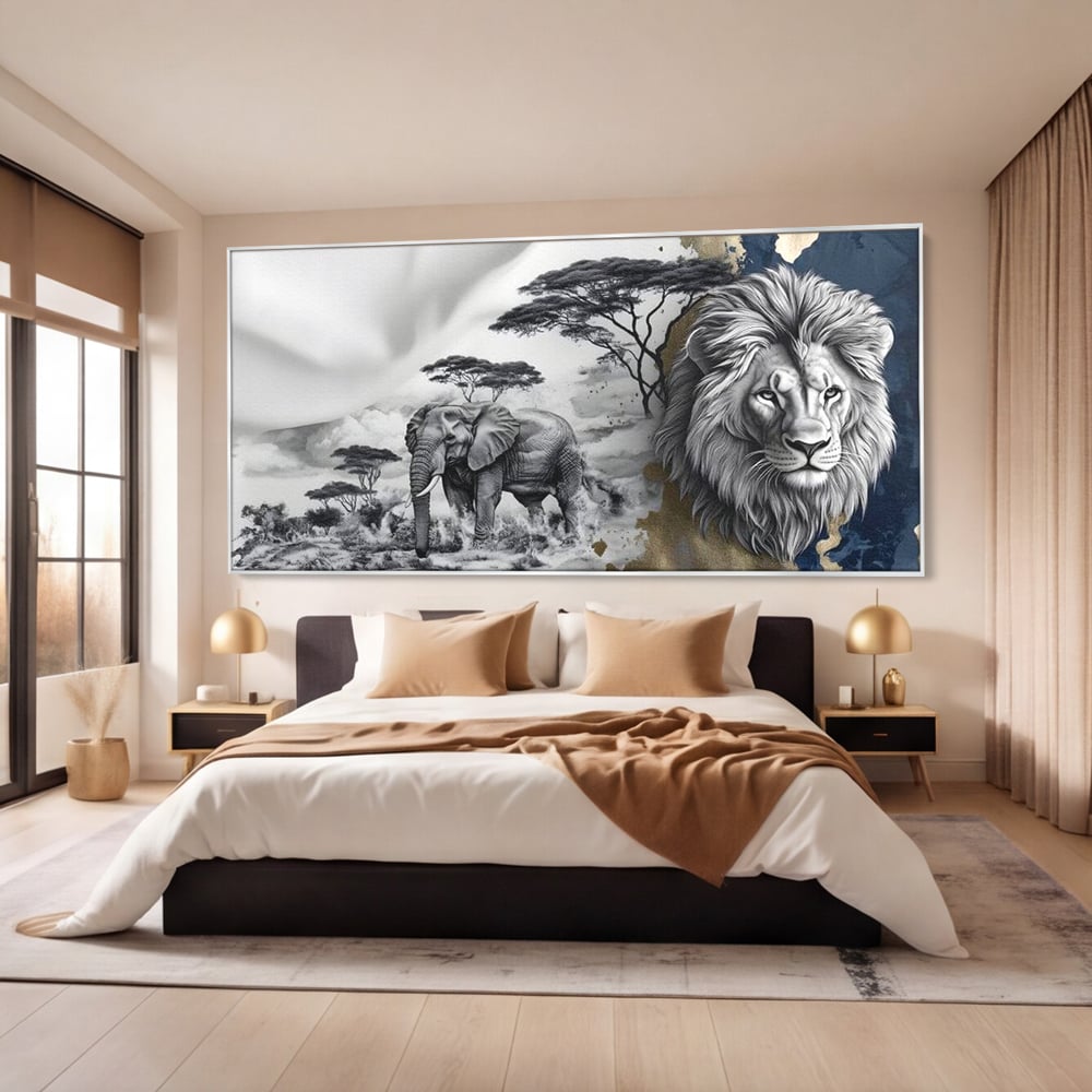 Tablou canvas cu tablou canvas cu leu si elefant, in rama de aluminiu argintiu, pe perete intr-un dormitor